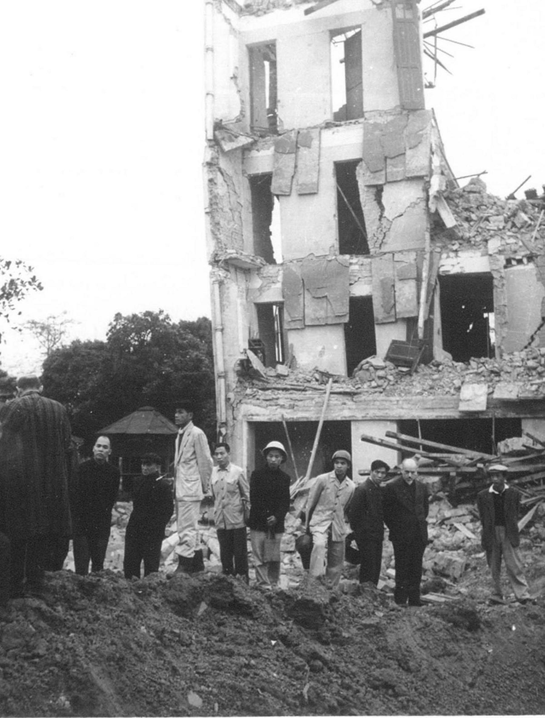 Lelio Basso in Vietnam, 1967